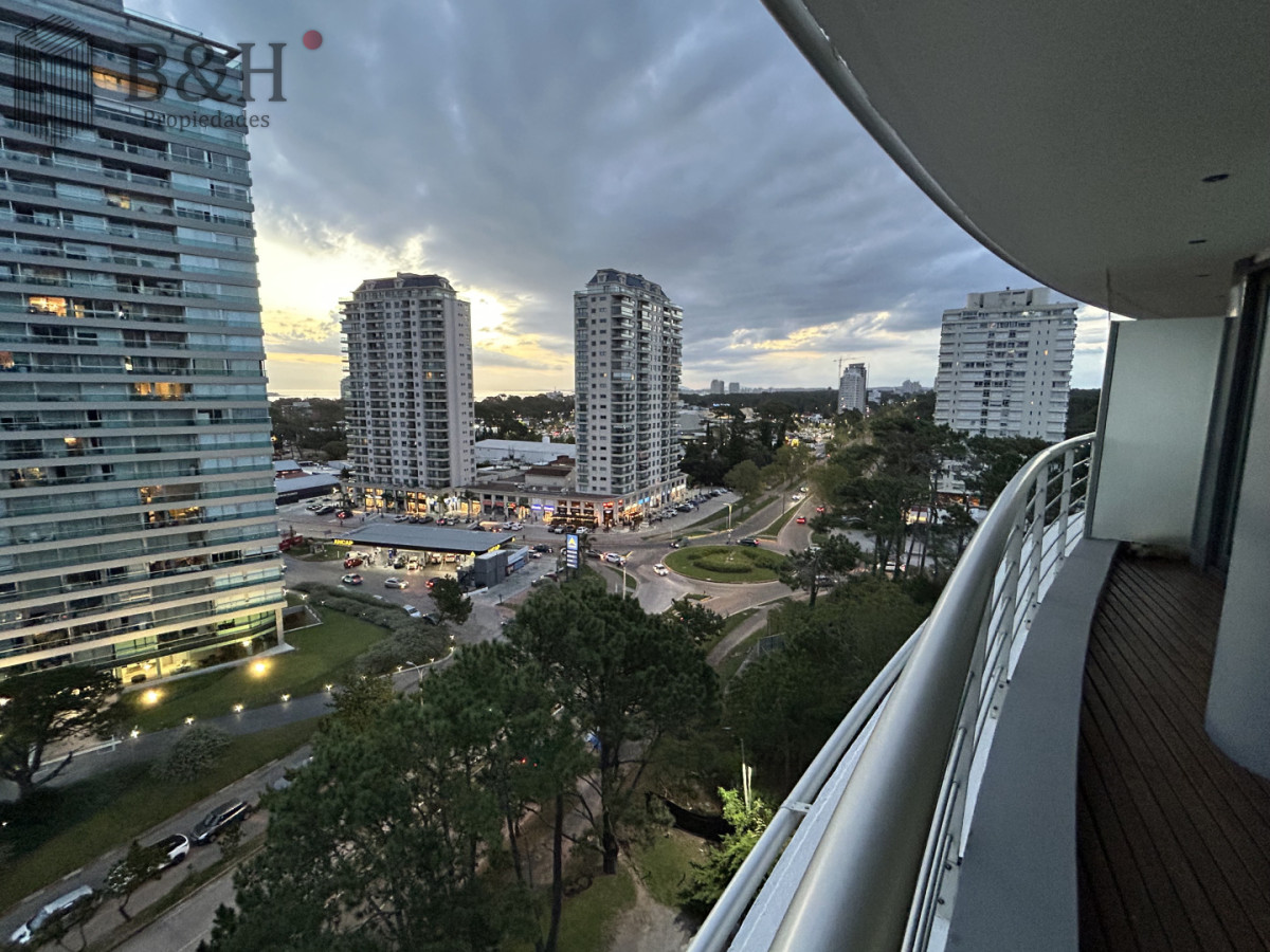 Apartamento ID.7408 - Hermoso apartamento en venta en Torre Tressesenta 2 dorm