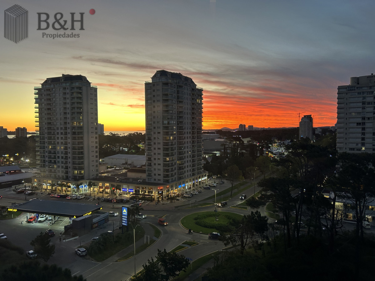 Apartamento ID.7408 - Hermoso apartamento en venta en Torre Tressesenta 2 dorm