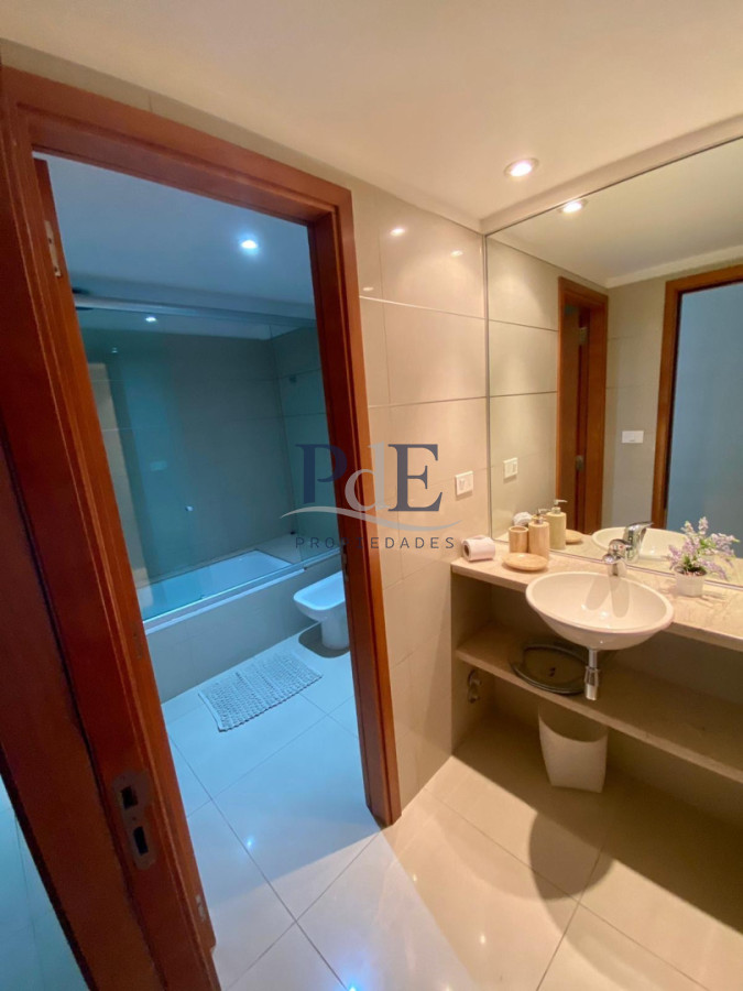 Hermoso apartamento en venta en Torre Tressesenta 2 dorm - Imagen 6