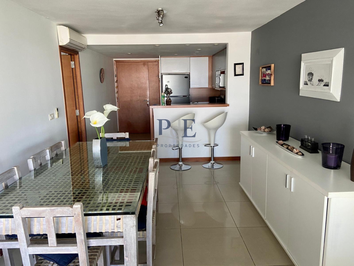 Hermoso apartamento en venta en Torre Tressesenta 2 dorm - Imagen 1