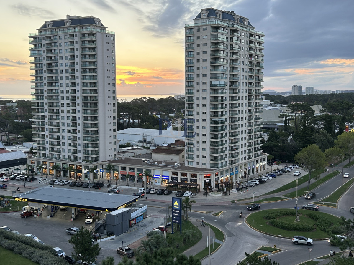 Hermoso apartamento en venta en Torre Tressesenta 2 dorm - Imagen 32