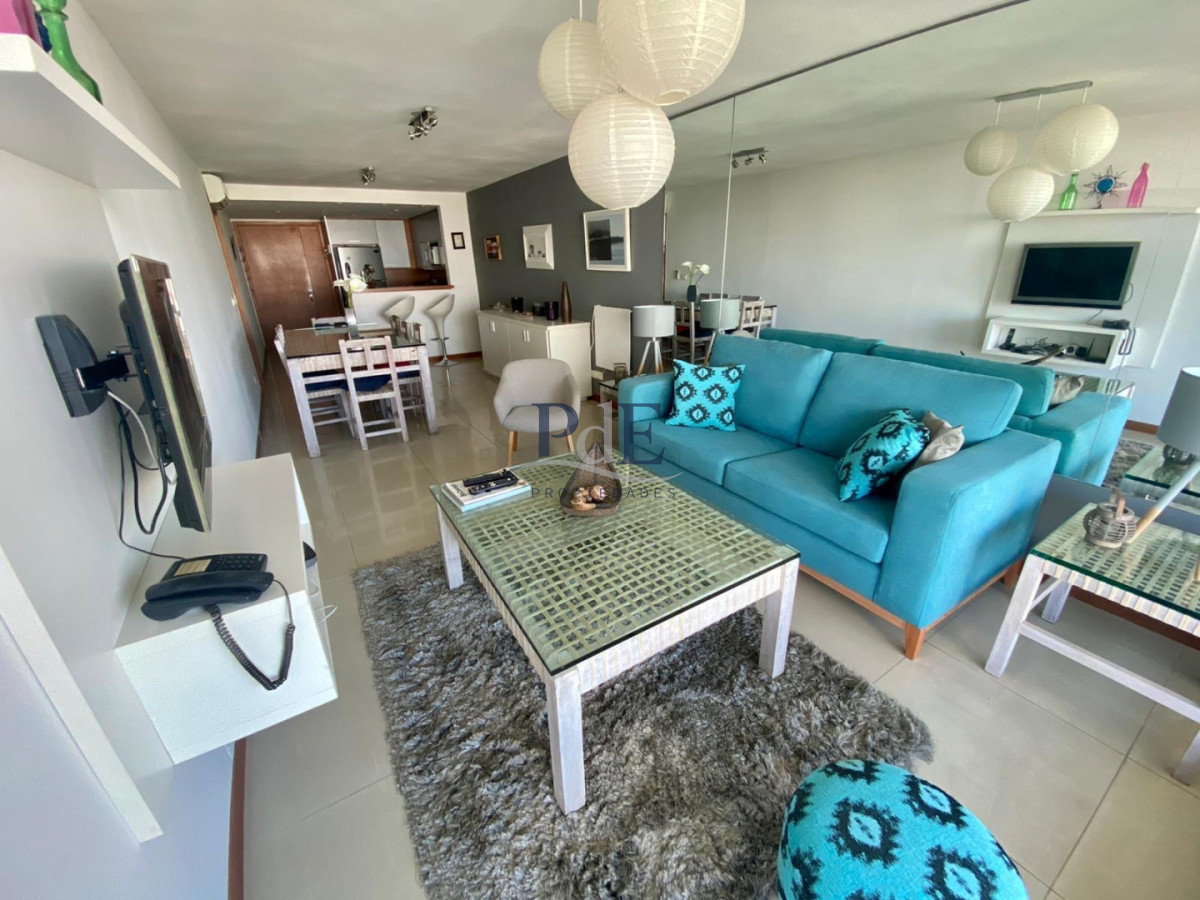 Hermoso apartamento en venta en Torre Tressesenta 2 dorm - Imagen 2