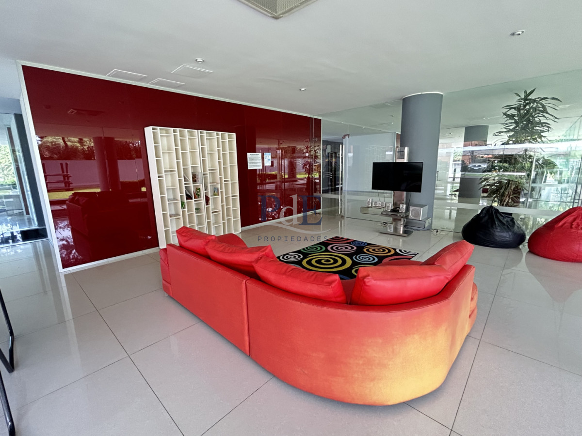 Hermoso apartamento en venta en Torre Tressesenta 2 dorm - Imagen 19