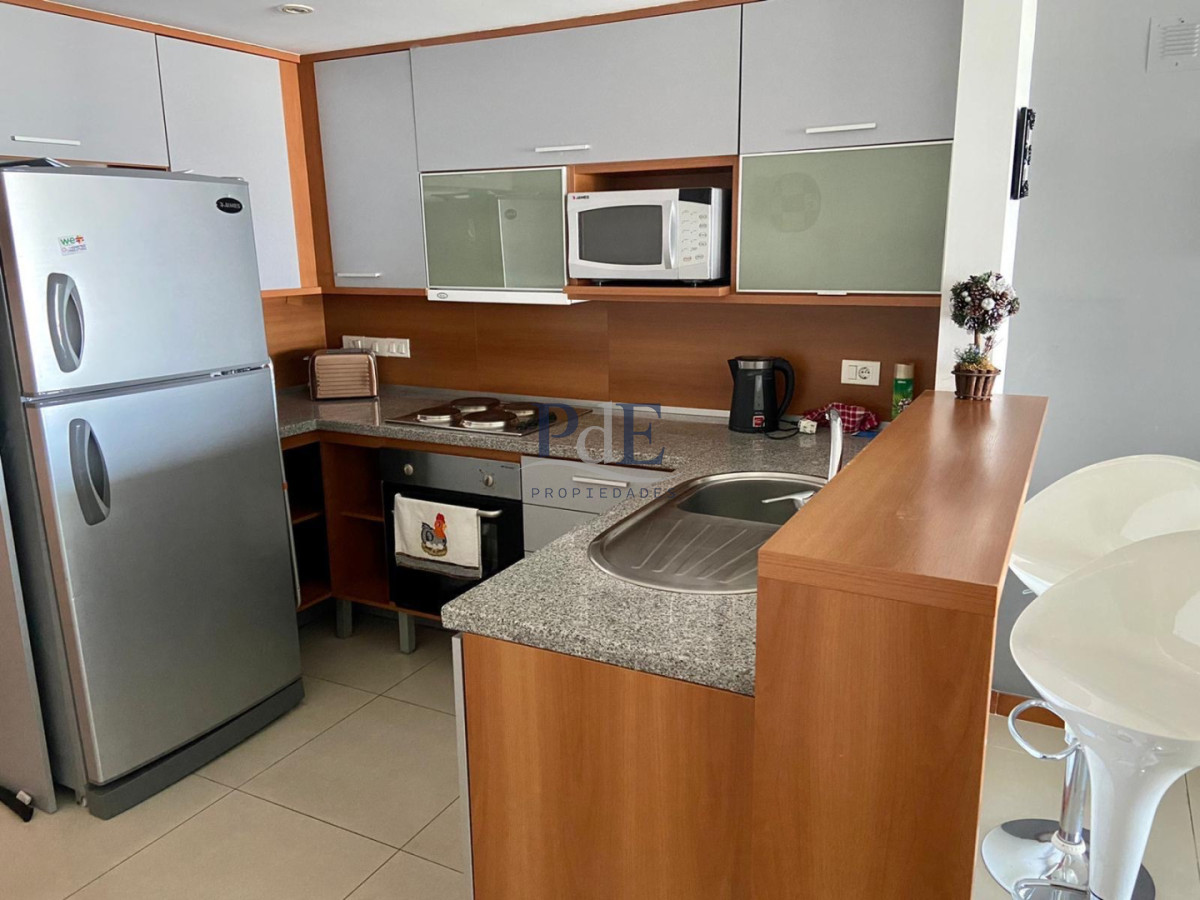 Hermoso apartamento en venta en Torre Tressesenta 2 dorm - Imagen 3