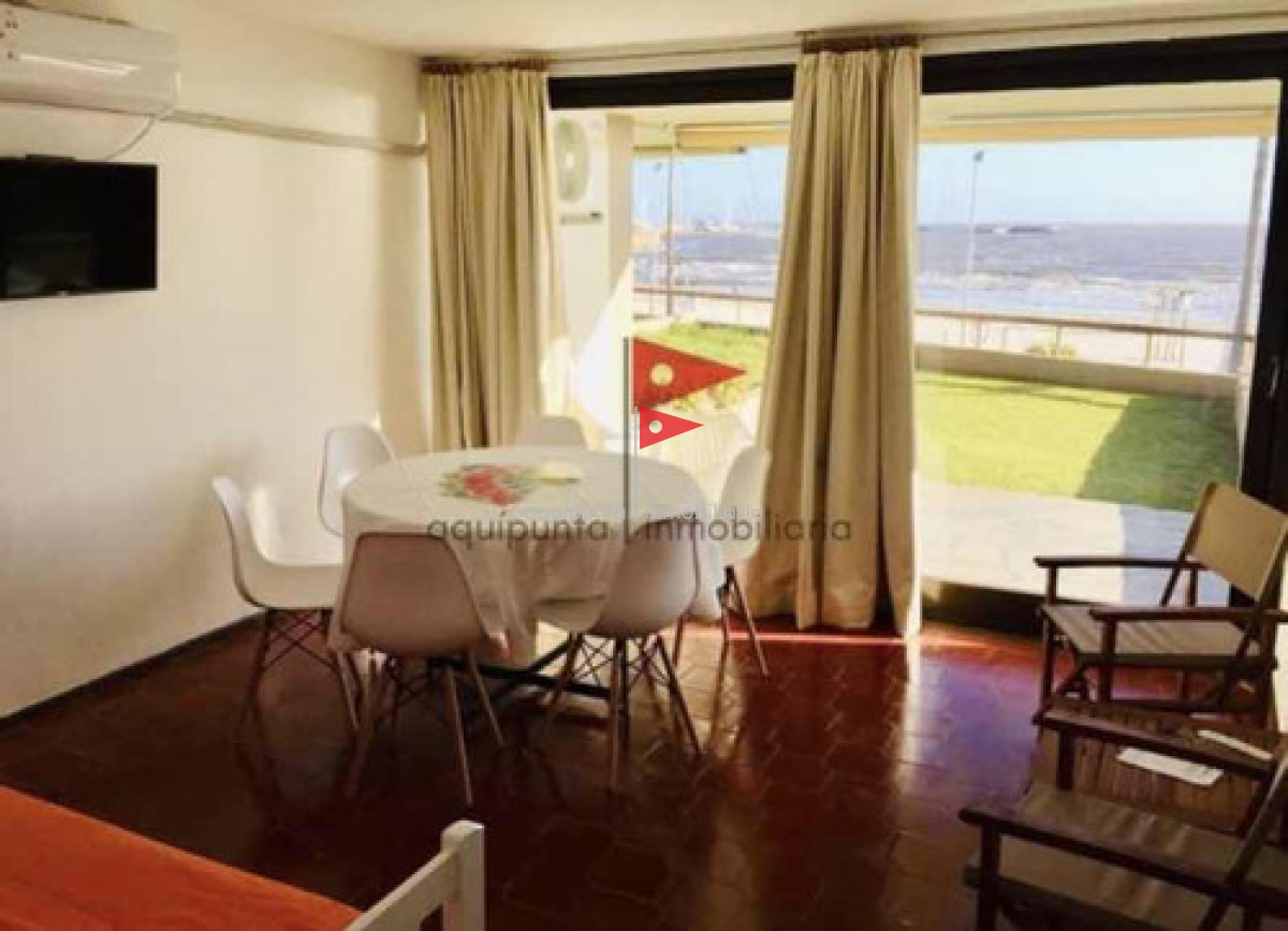 Apartamento ID.14 - Rambla Centro,vista Al Marxdía,garage,aireacond,wifi.directv