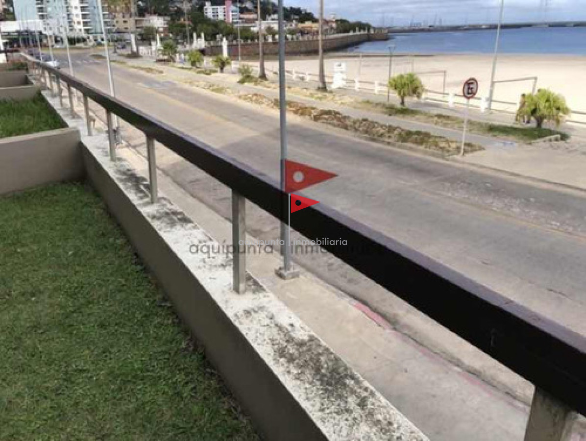 Apartamento ID.14 - Rambla Centro,vista Al Marxdía,garage,aireacond,wifi.directv