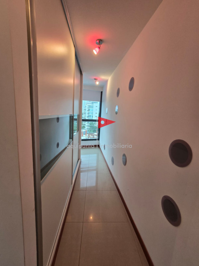 Apartamento ID.239 - Venta apto en edificio Tressesenta 3 dorm 3 baños