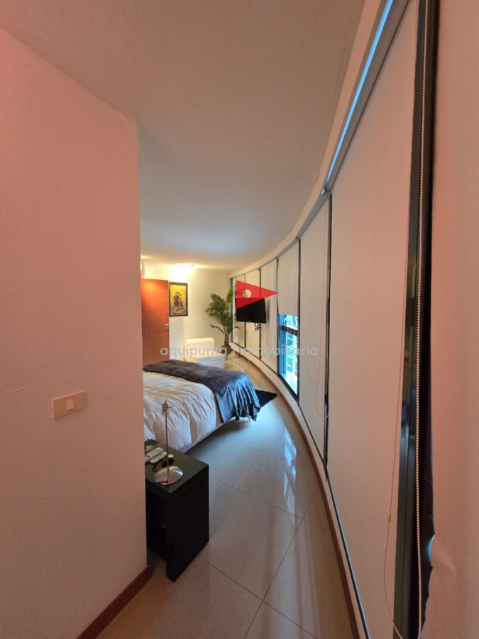 Apartamento ID.239 - Venta apto en edificio Tressesenta 3 dorm 3 baños