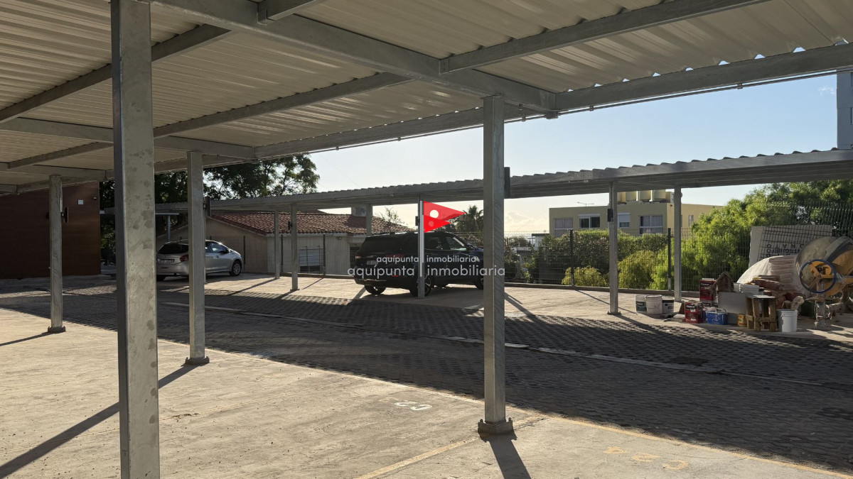 Apartamento ID.146 - Espectacular Apartamento Esquinero con Vista Panorámica Total sobre Piriápolis 307