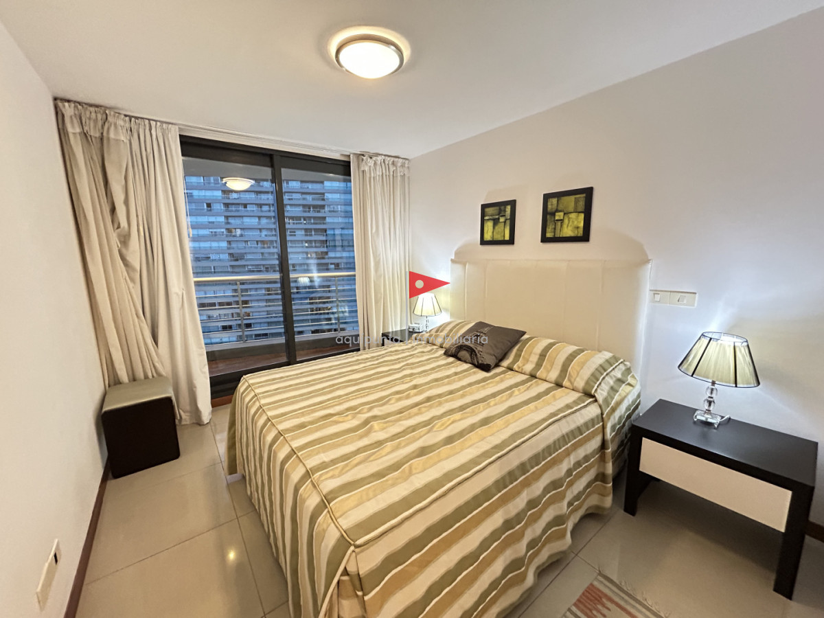 Apartamento ID.252 - Apartamento en venta 2 dorm en torre tressesenta Punta del Este 