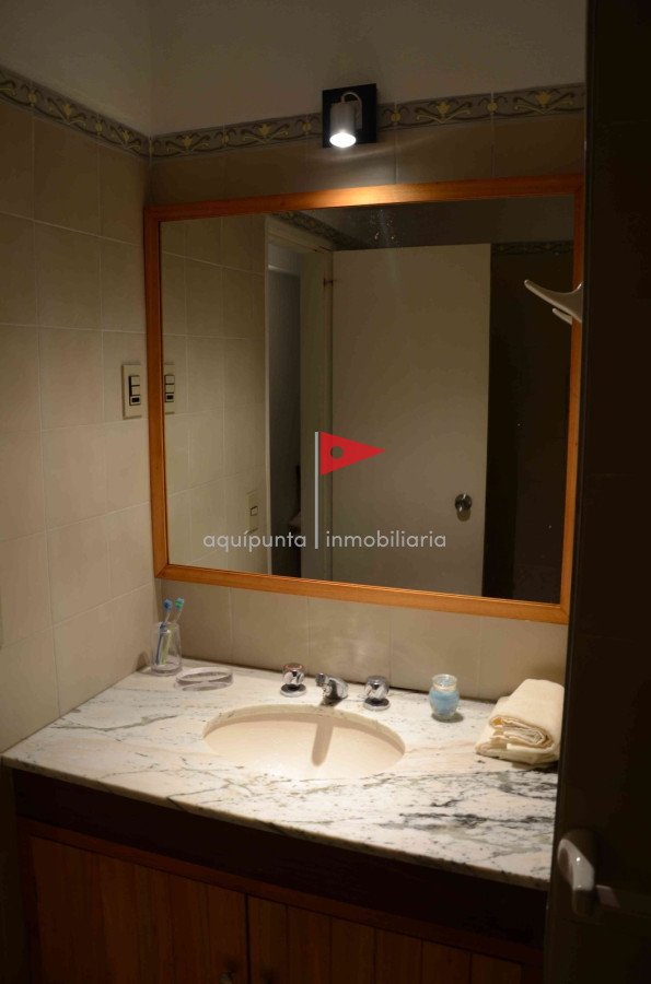 Apartamento ID.36 - apartamento en venta punta del este avda roosevelt 2 dormitorios