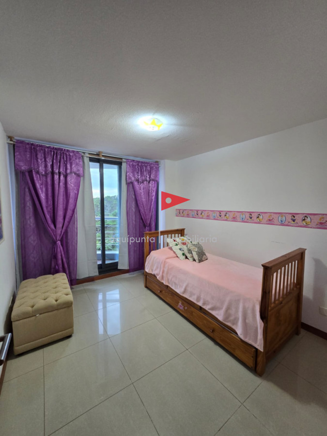 Apartamento ID.239 - Venta apto en edificio Tressesenta 3 dorm 3 baños