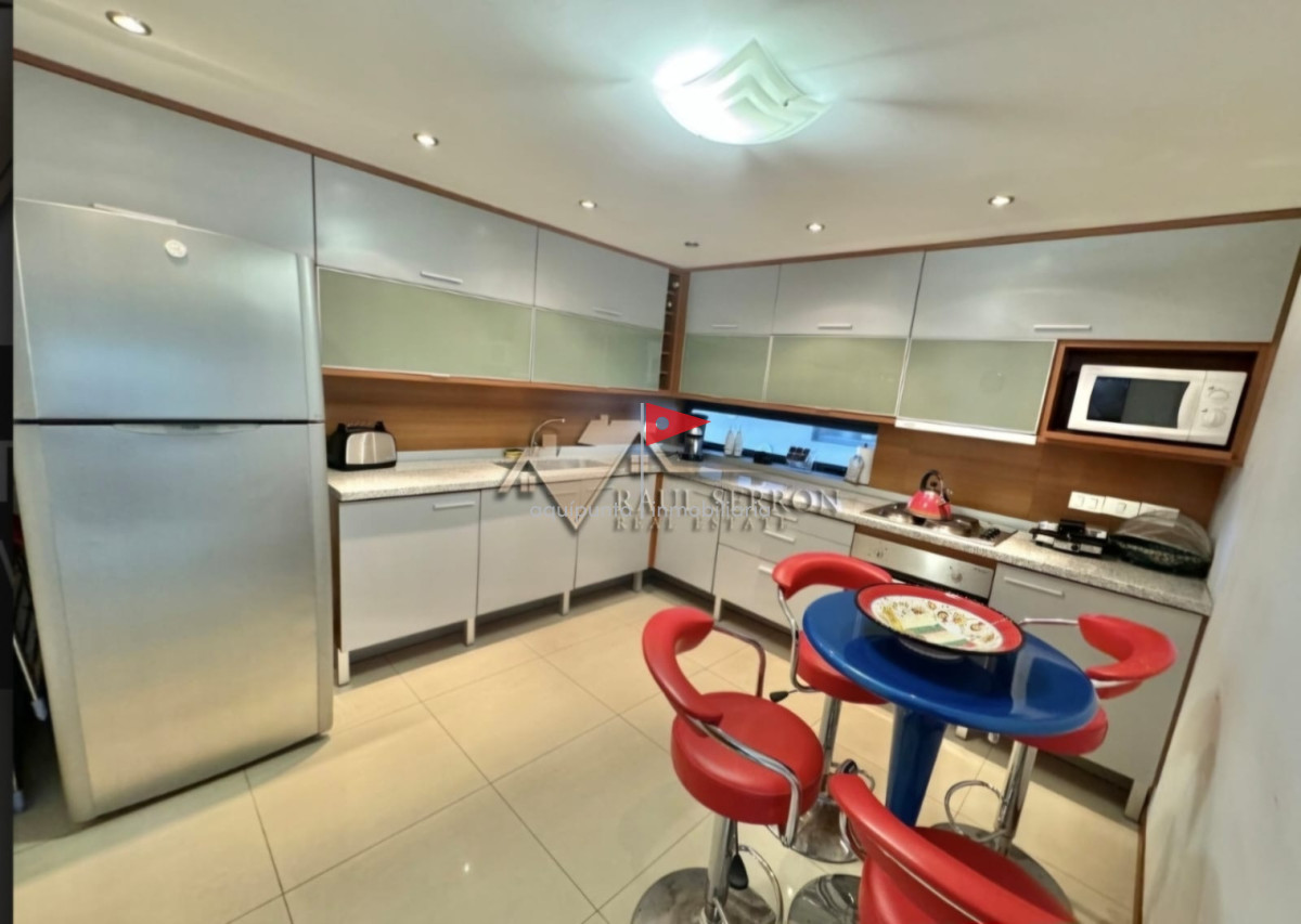 Apartamento ID.239 - Venta apto en edificio Tressesenta 3 dorm 3 baños