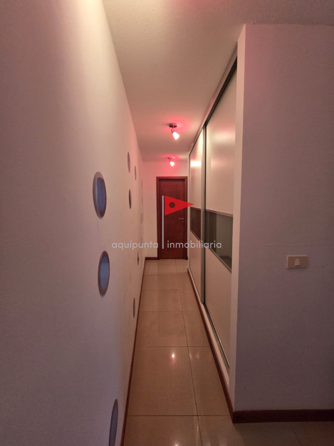 Apartamento ID.239 - Venta apto en edificio Tressesenta 3 dorm 3 baños