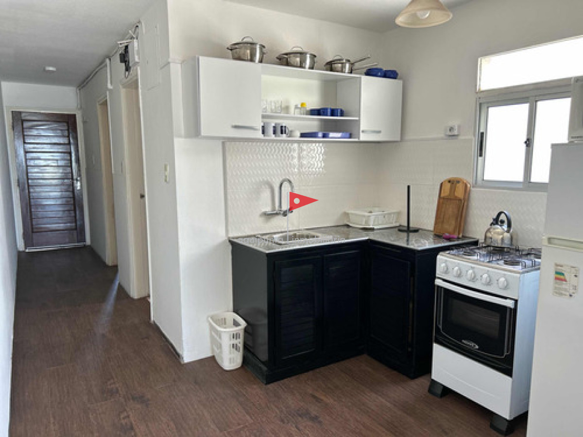 Apartamento ID.5 - Alquilo Por Día Wifi Air Directv Netflix Vista Al Mar Garage