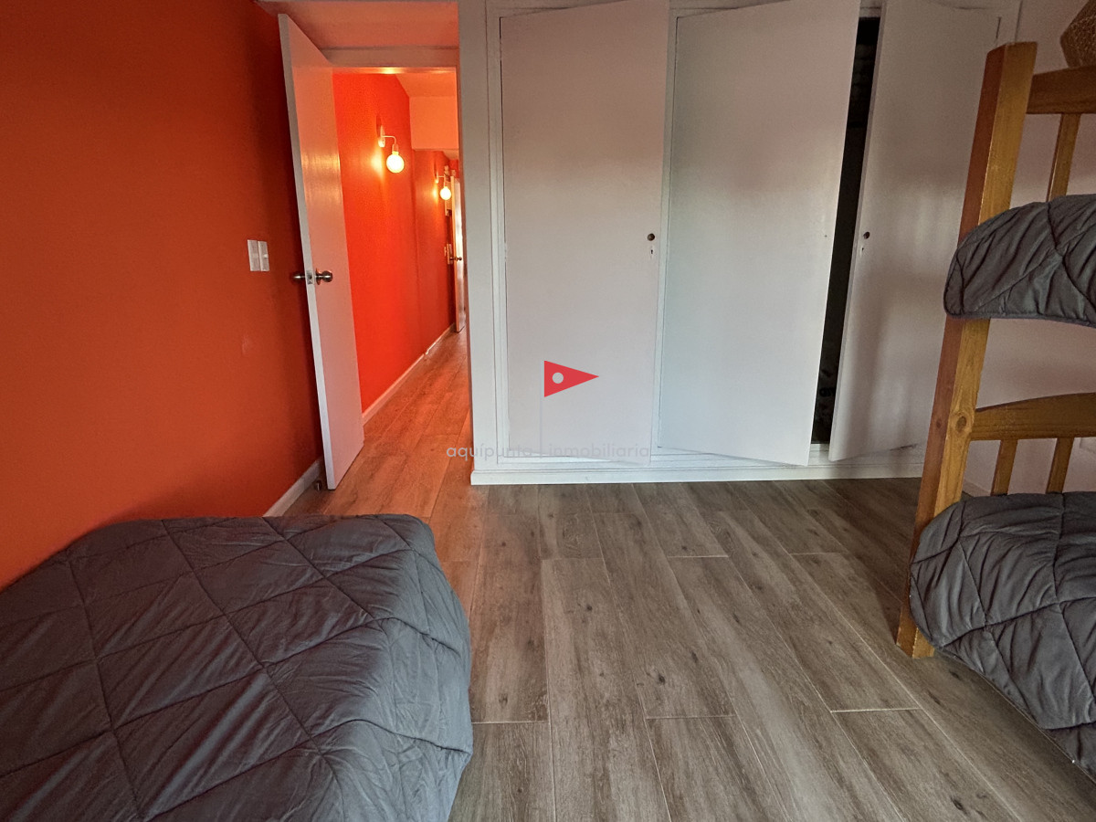 Casa ID.39 - Venta casa Punta Colorada 3 dormitorios piscina vista al mar