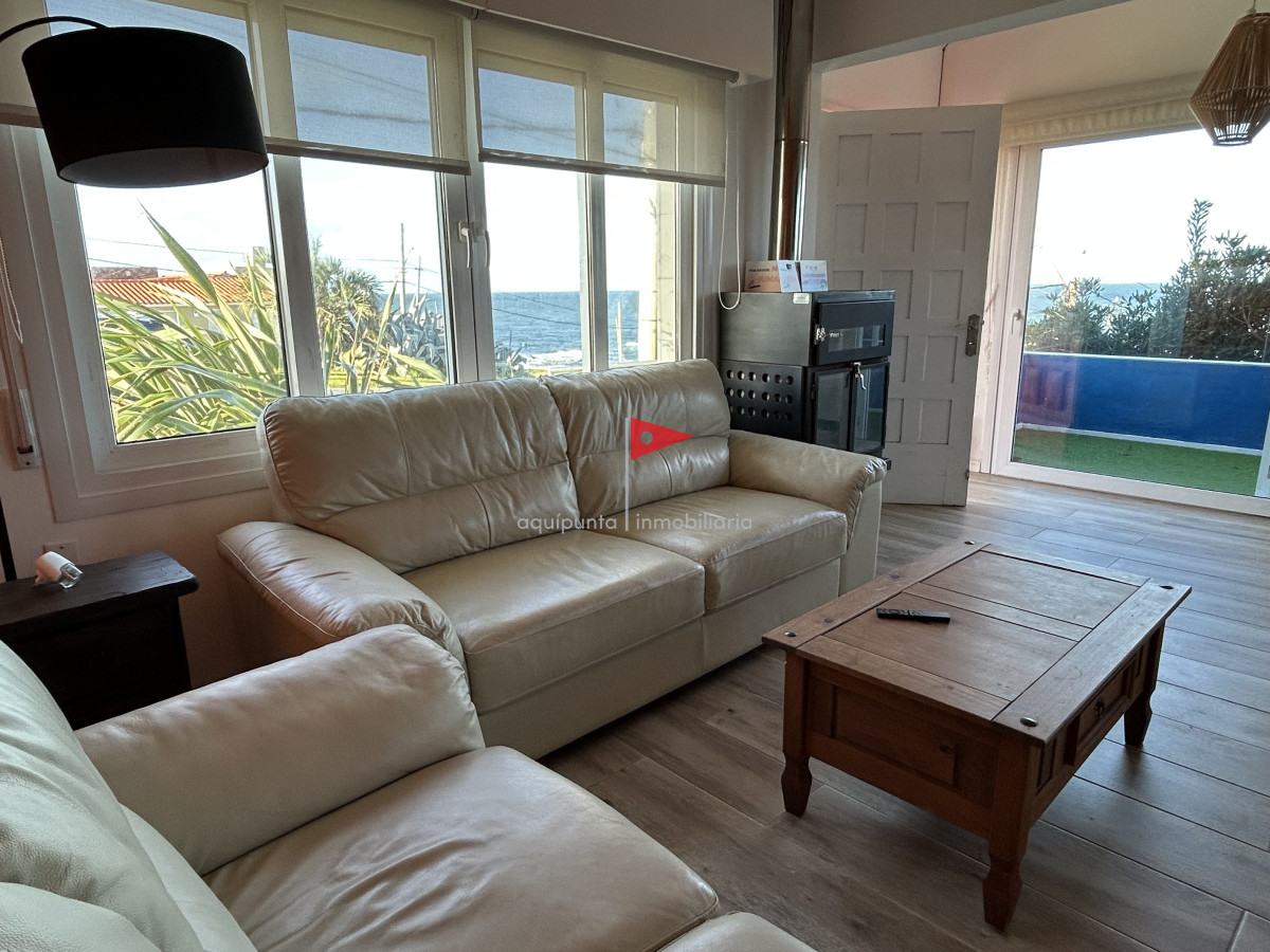 Casa ID.39 - Venta casa Punta Colorada 3 dormitorios piscina vista al mar