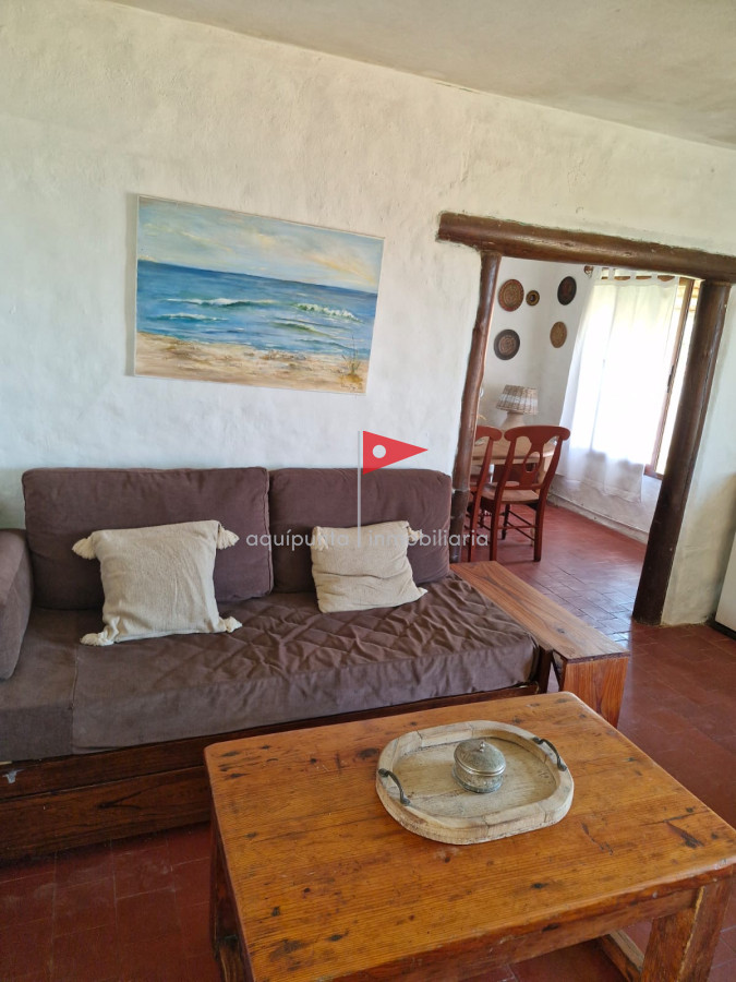 Casa ID.97 - Alquiler temporal Punta Colorada 2 dorm 2 bañ a pasos mar 