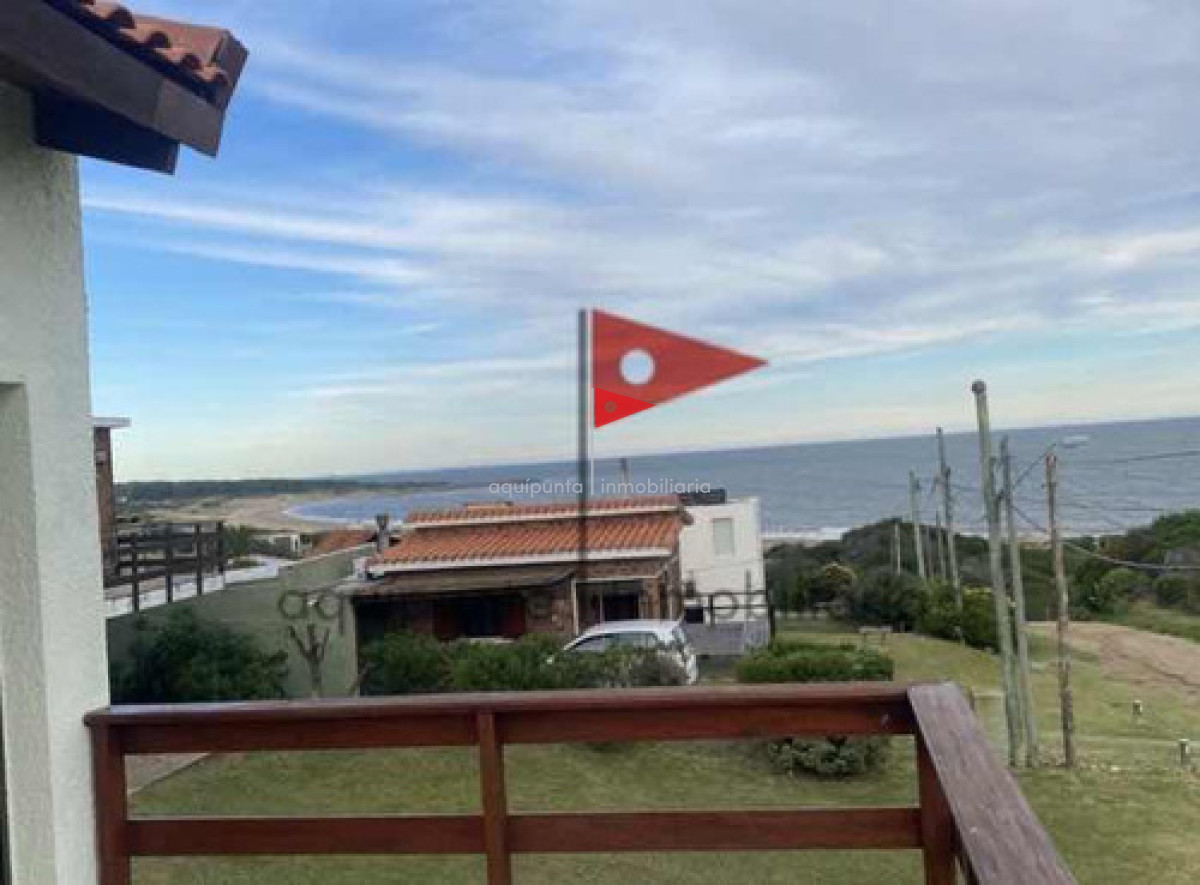 Casa ID.13 - Casa En Punta Colorada