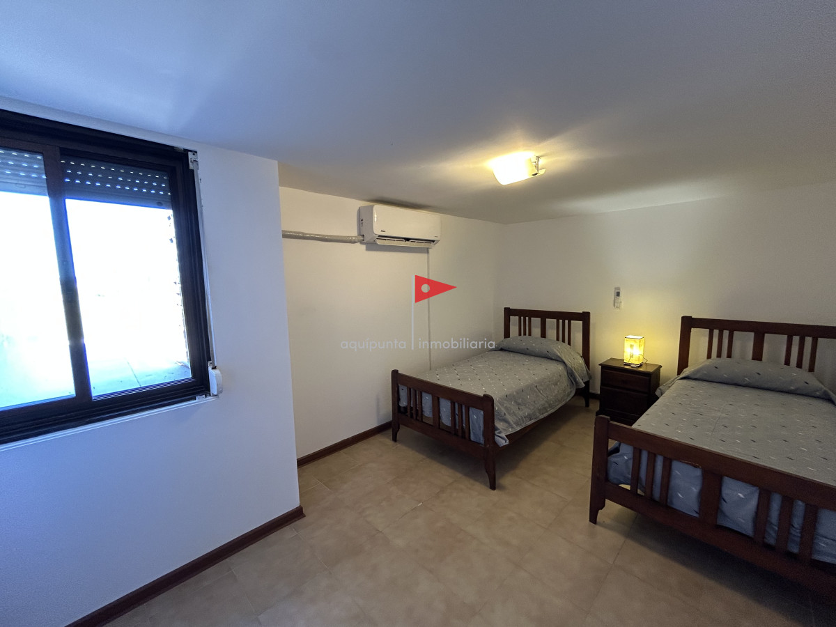 Casa ID.96 - Venta hermosa casa Punta Colorada frente al mar 3 dormitorios 2 baños