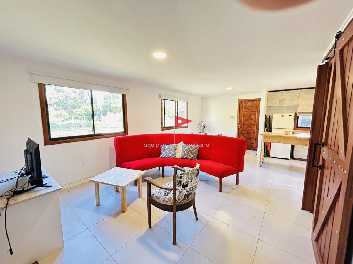 Casa ID.381 - Casa en venta 2 dormitorios en Punta Colorada
