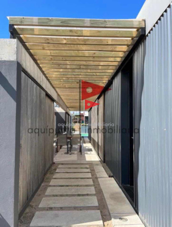 Casa ID.27 - Casa Alquiler 3 Dorm Piscina Vista Al Mar Punta Colorada