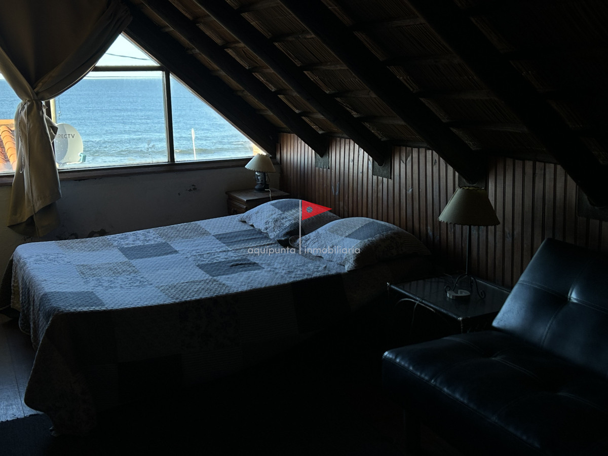 Casa ID.34 - Casa en venta en Punta Colorada frente a la playa
