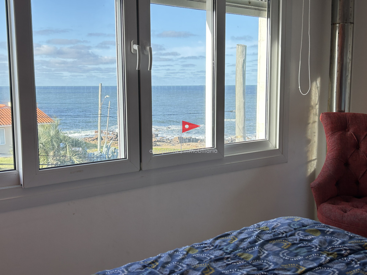 Casa ID.39 - Venta casa Punta Colorada 3 dormitorios piscina vista al mar