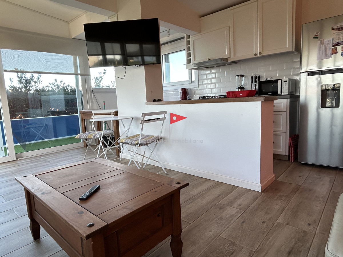 Casa ID.39 - Venta casa Punta Colorada 3 dormitorios piscina vista al mar