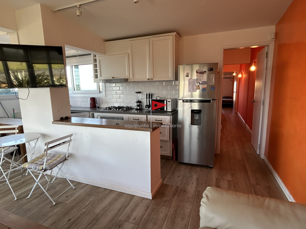 Casa ID.39 - Venta casa Punta Colorada 3 dormitorios piscina vista al mar