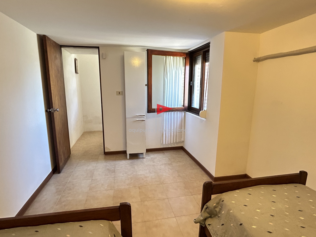 Casa ID.96 - Venta hermosa casa Punta Colorada frente al mar 3 dormitorios 2 baños