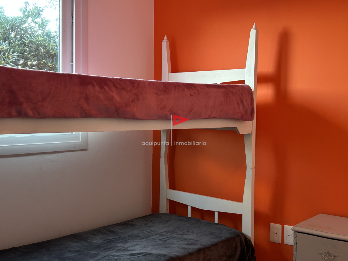 Casa ID.39 - Venta casa Punta Colorada 3 dormitorios piscina vista al mar