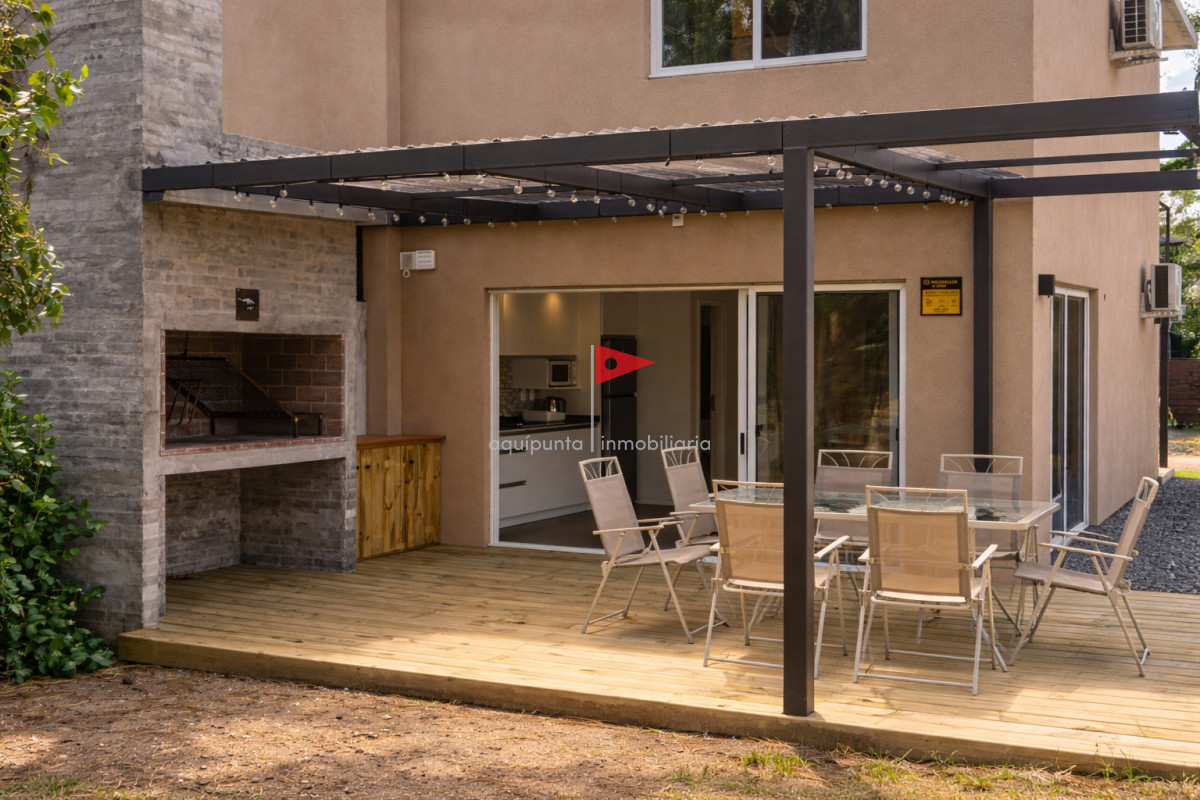 Casa ID.180 - Casa a estrenar de 2 dormitorios a solo 200 m del mar en Ocean Park