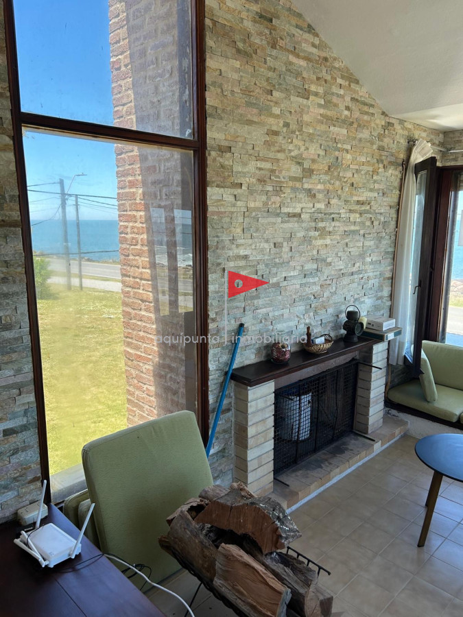 Casa ID.96 - Venta hermosa casa Punta Colorada frente al mar 3 dormitorios 2 baños