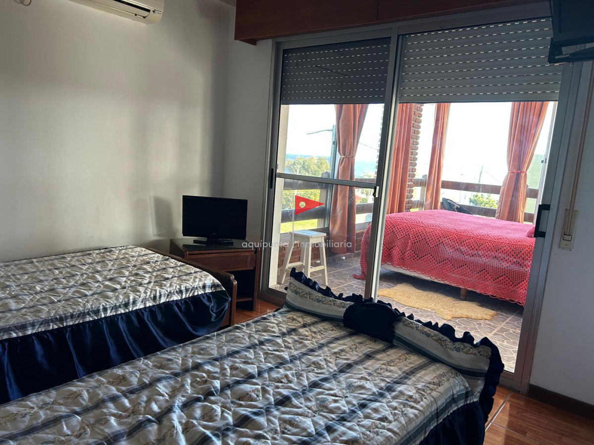 Casa ID.57 - Casa en venta 3 dormitorios 3 baños en Punta Colorada