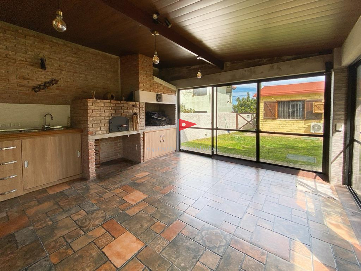 Casa ID.65 - Alquiler casa 3 dorm 2 bañ juegos niños en Punta Colorada