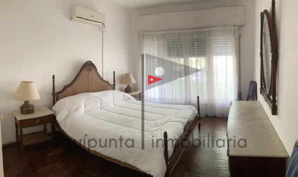 Casa ID.8 - Alquiler Casa En Piriápolis 3 dormitorios 2 baños