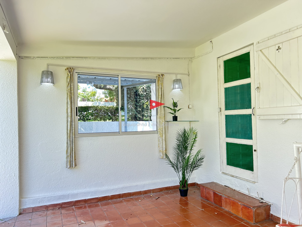 Casa ID.102 - Alquiler temporal casa 3 dormitorios Punta colorada vista playa mansa