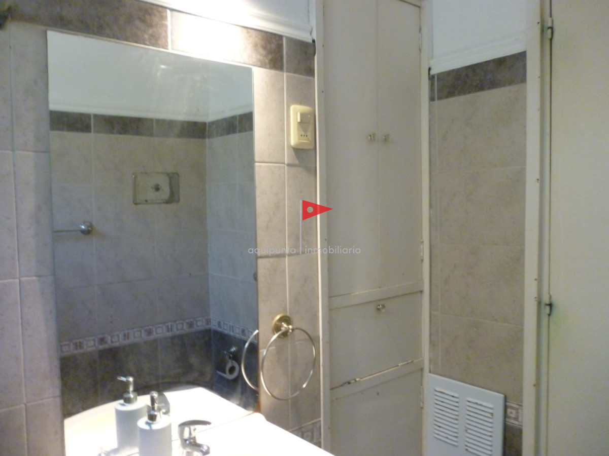 Casa ID.75 - Casa en alquiler temporal en Punta Colorada 3 dormitorios 2 baños muy cómoda y con sombra natural 