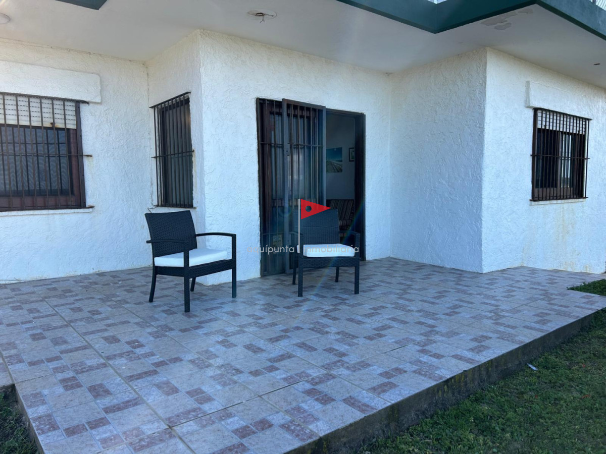 Casa ID.383 - Casa en alquiler 2 dormitorios Punta Colorada 