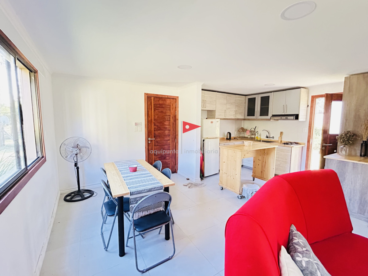 Casa ID.381 - Casa en venta 2 dormitorios en Punta Colorada