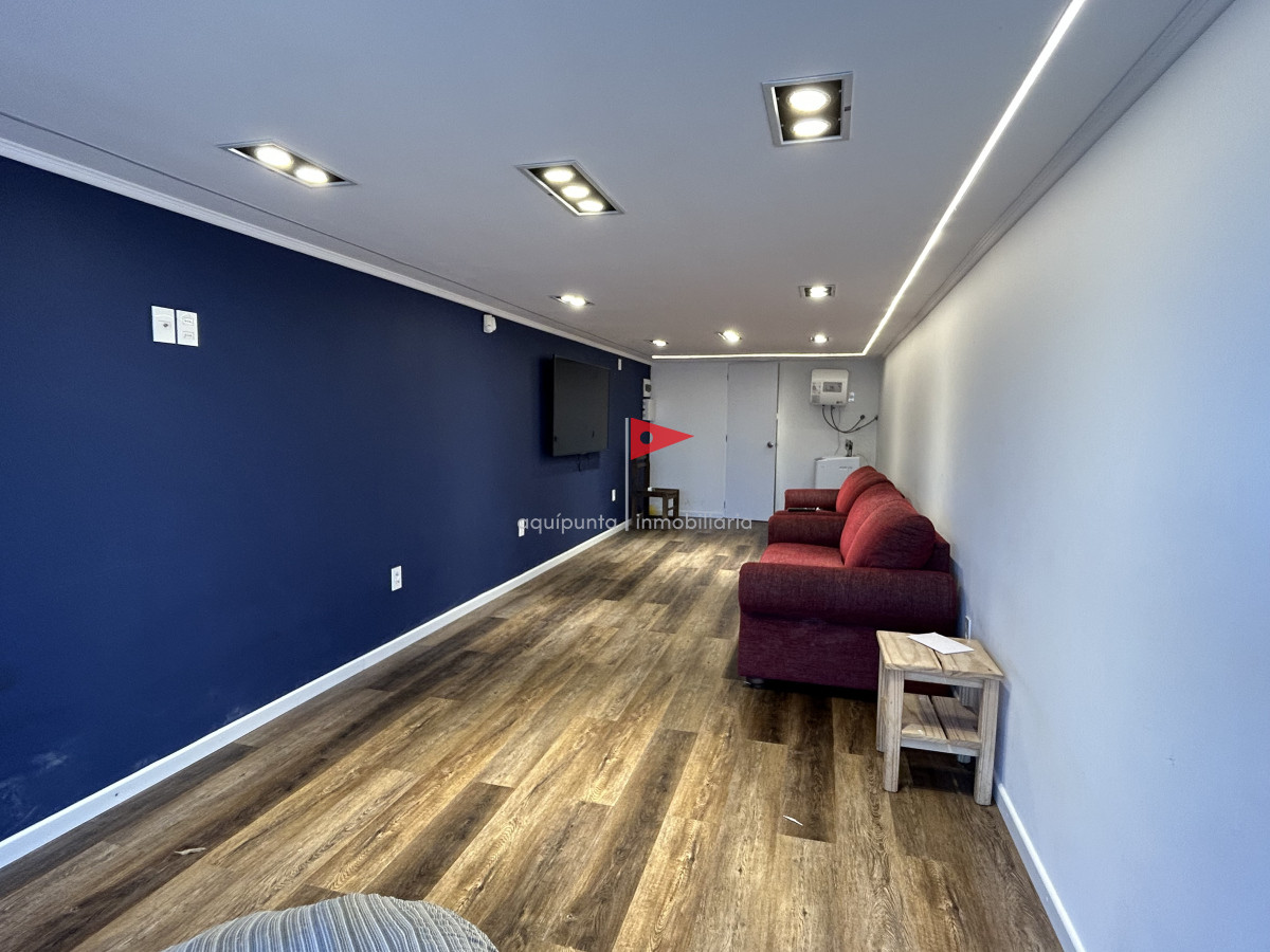 Casa ID.39 - Venta casa Punta Colorada 3 dormitorios piscina vista al mar