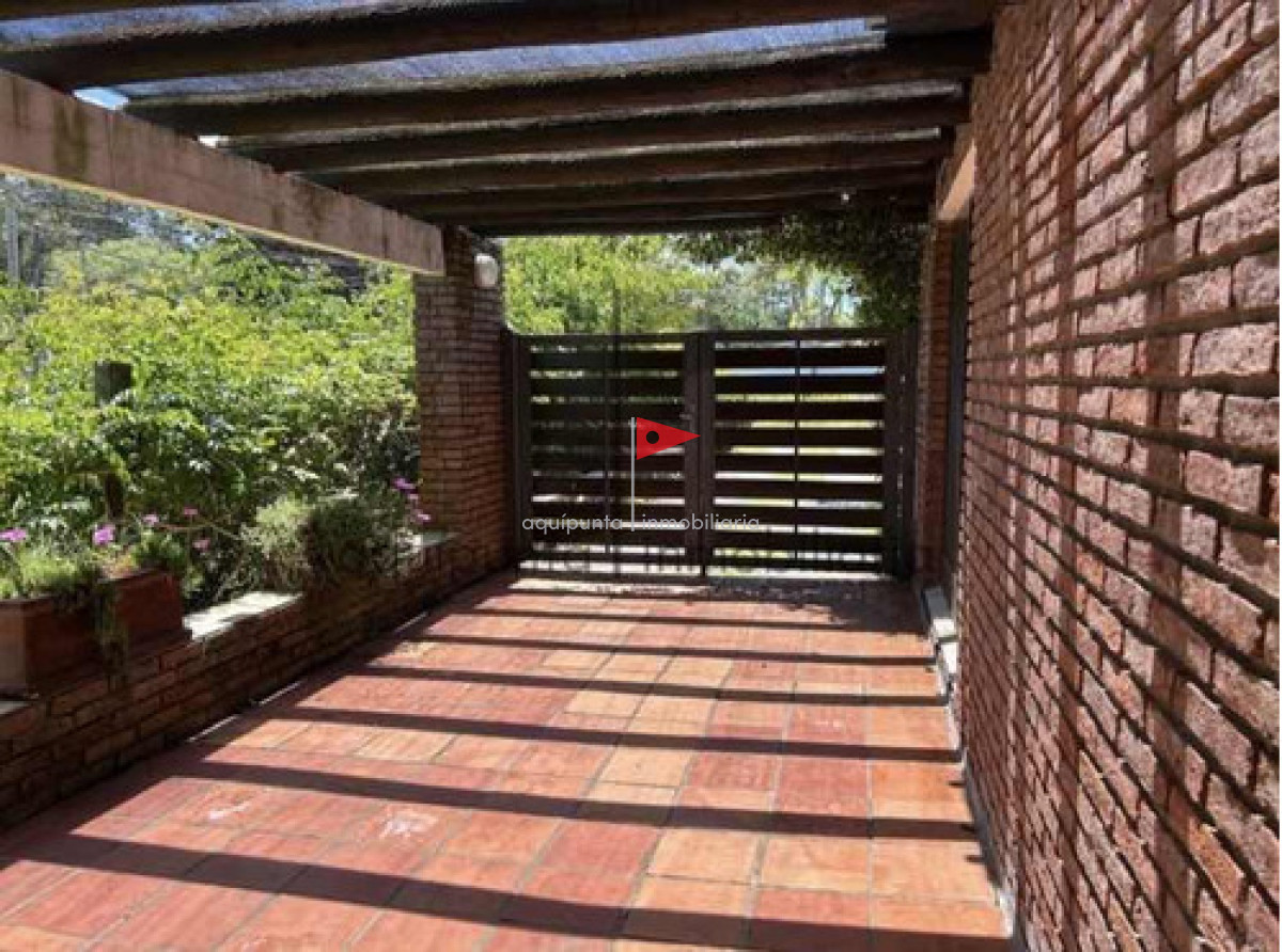 Casa ID.12 - Venta  Casa Balneario San Francisco 3 dormitorios 