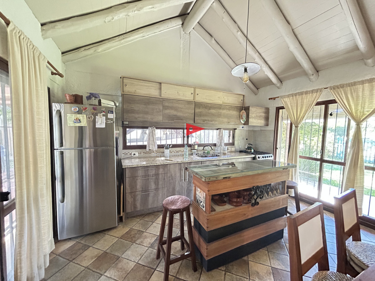 Casa ID.277 - Venta casa en Punta Colorada terreno independiente 