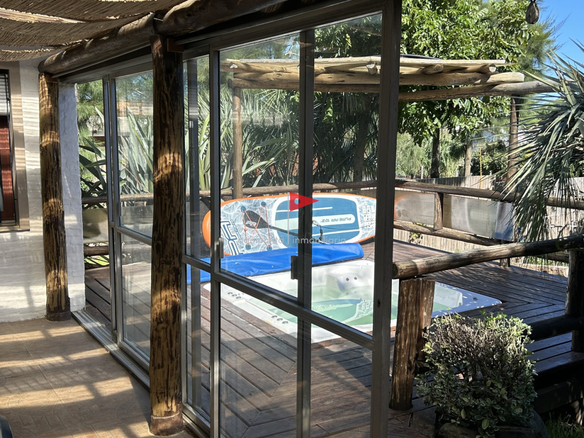 Casa ID.277 - Venta casa en Punta Colorada terreno independiente 