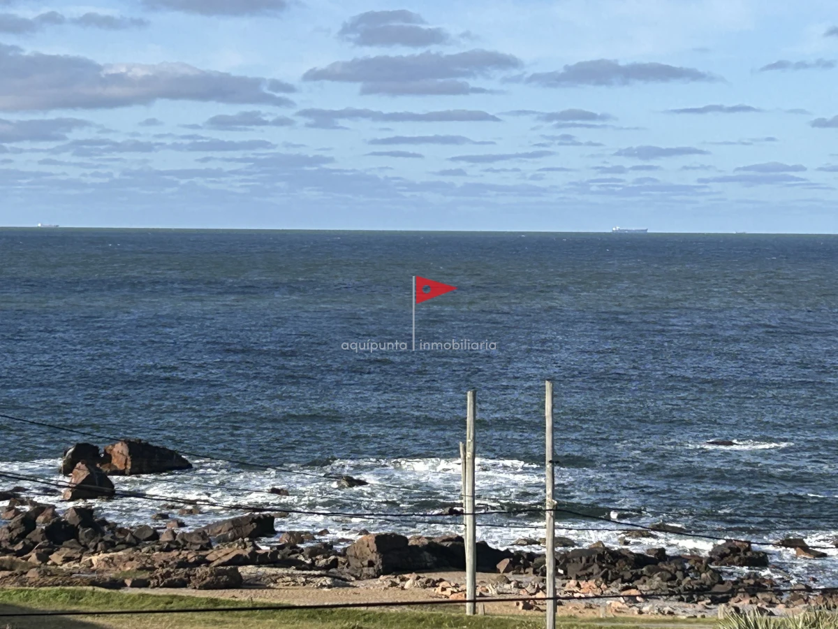 Casa ID.39 - Venta casa Punta Colorada 3 dormitorios piscina vista al mar