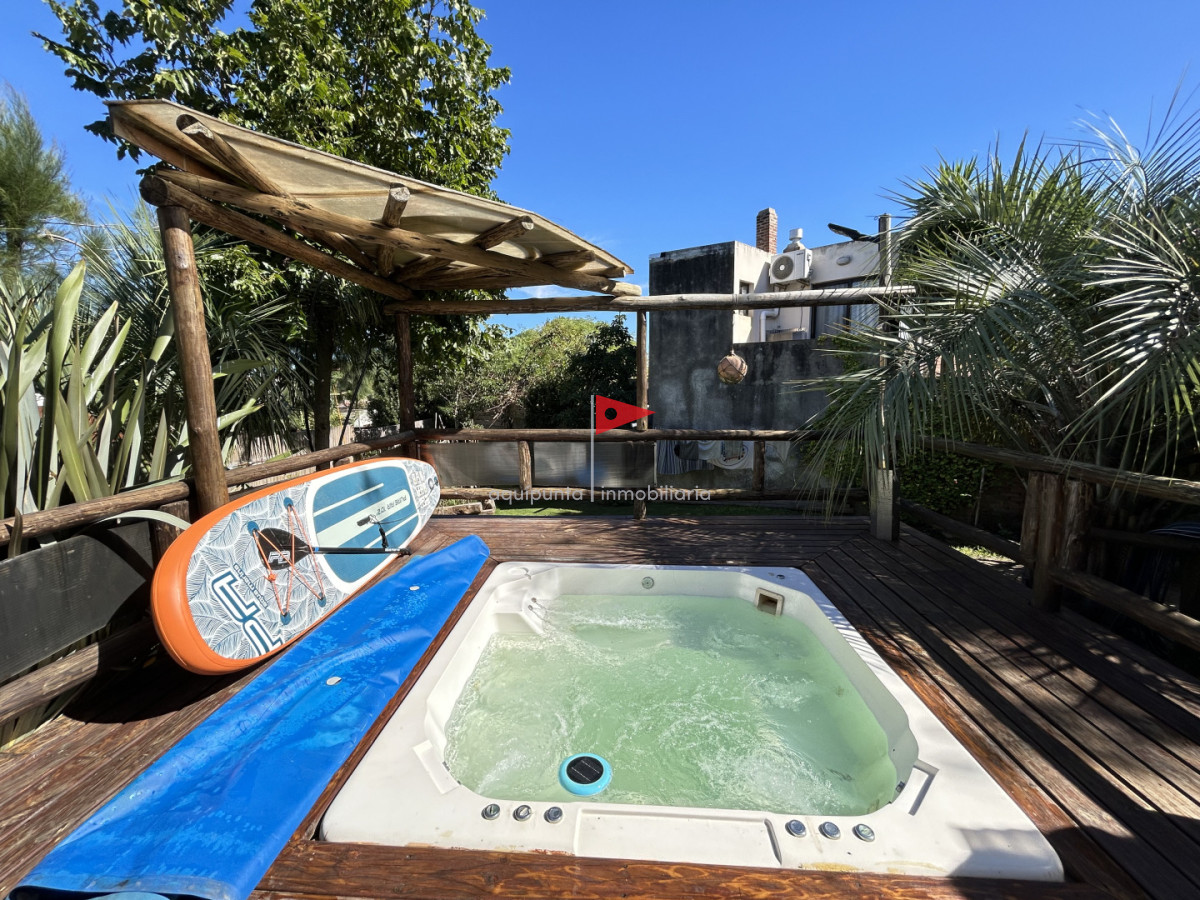 Casa ID.277 - Venta casa en Punta Colorada terreno independiente 