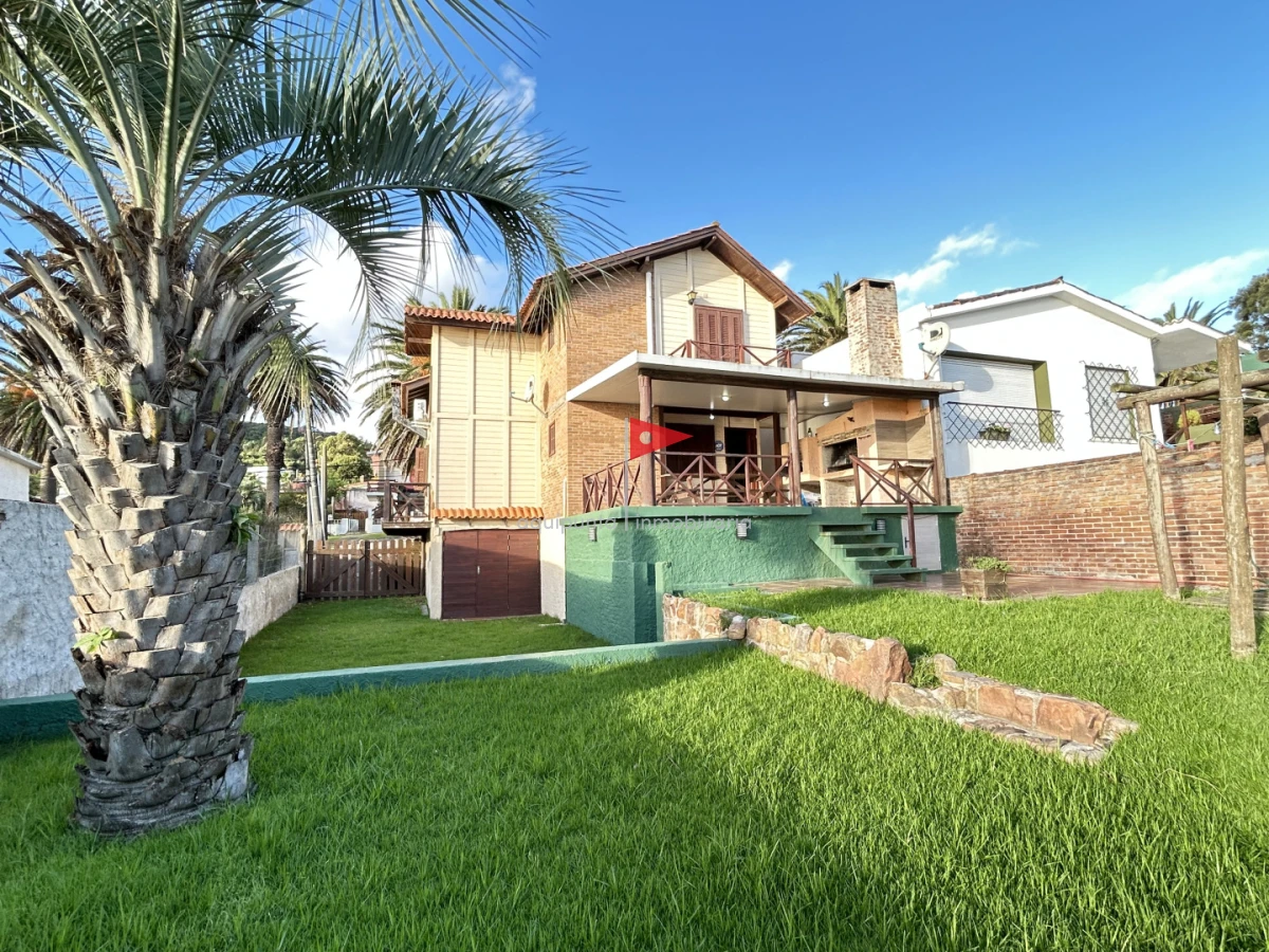 Casa ID.255 - Venta cabaña madera en Punta fría 2 dorm 2 baños excelente vista mar