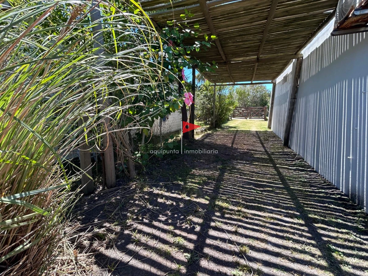 Casa ID.18 - Venta casa Punta Negra Piriapolis 3 dormitorios 2 baños