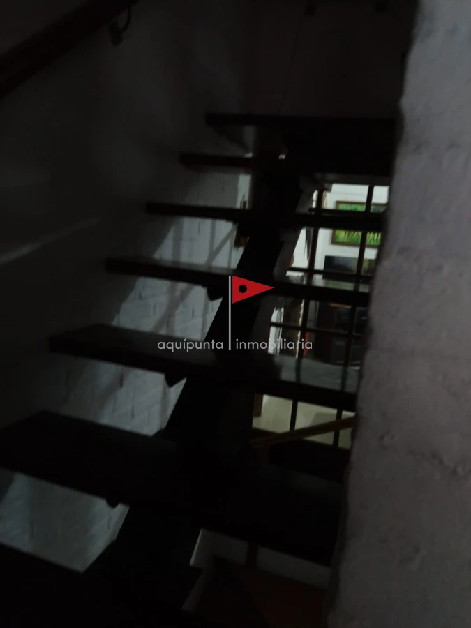 Casa ID.99 - Venta casa Piriapolis 5 dormitorios 3 baños barrio Country